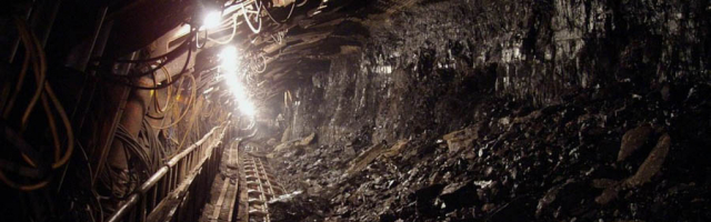 Свыше 130 горняков эвакуировали из кузбасской шахты