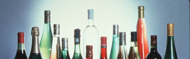 150 de litri de alcool, confiscate în urma percheziţii din Briceni