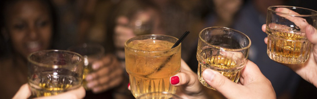 Теперь в Молдове алкоголь можно покупать только по достижению 21 года