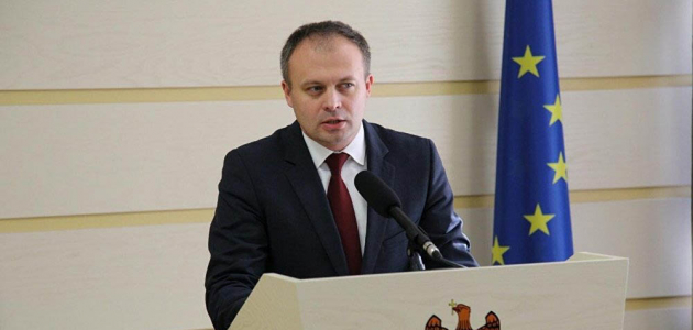 Спикер вручил награды за вклад в развитие Республики Молдова