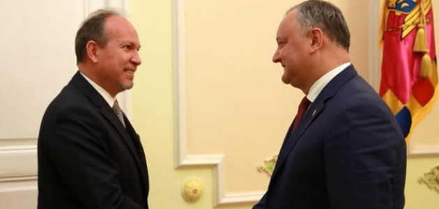Президент Республики Молдова встретился с послом Румынии