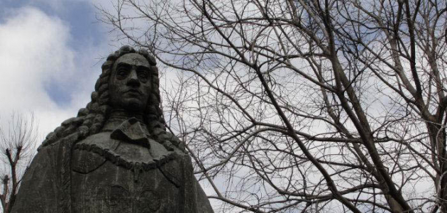 В Москве поставили памятник Дмитрию Кантемиру