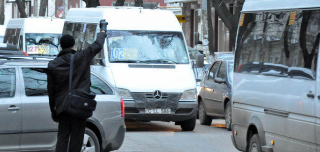 Водители кишиневских маршруток были оштрафованы полицией