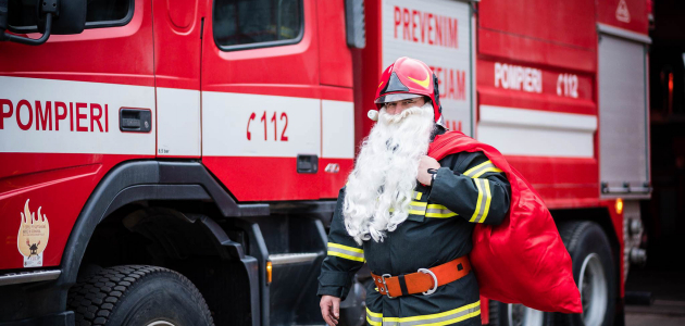 Пожарные и спасателели будут работать на праздники в спецрежиме