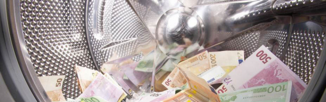 В столице были арестованы семь человек, подозреваемых в отмывании денег