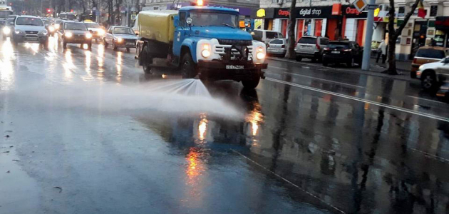 После снегопадов мунсовет Кишинева занялся чисткой дорог
