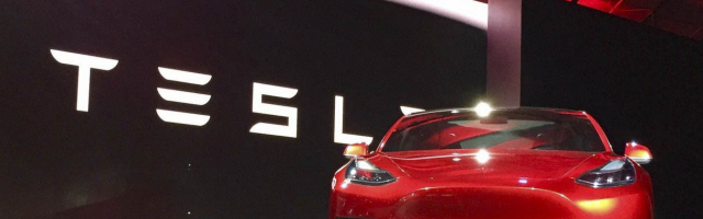 Tesla на грани банкротства