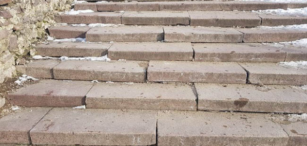 В парке в Кишинёве обновят гранитную лестницу