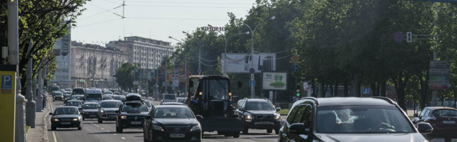 Șoferii moldoveni pot primi permise de conducere internaționale