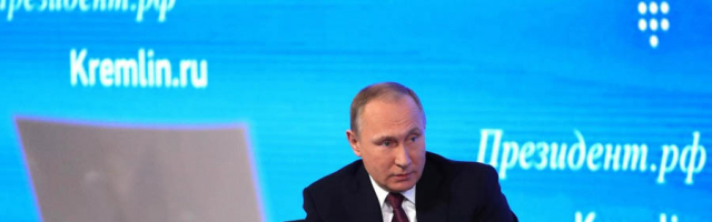 Президент России Владимир Путин проводит большую пресс-конференцию