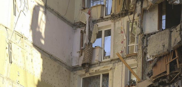 De ce s-a prăbușit blocul cu 9 etaje din Otaci? (FOTO)