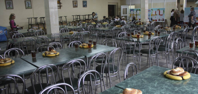 В школе Одессы отравились 53 ребенка