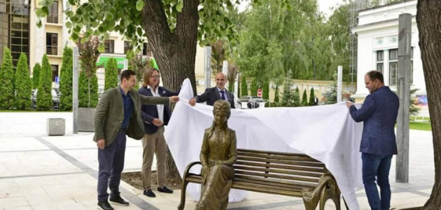 В Кишиневе появилась скульптура Вероники Микле