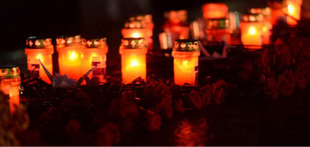 Десятки свечей были зажжены на мемориальном комплексе «Вечность»