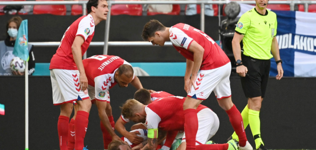 Во время матча на Евро-2020 у игрока сборной Дании остановилось сердце
