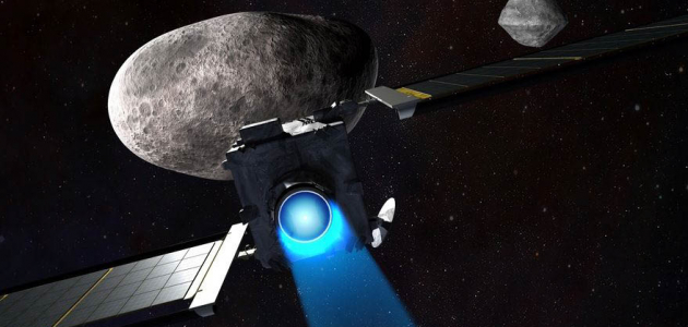 NASA будет атаковать астероид