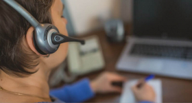 В Молдове запущена первая телефонная линия для подростков