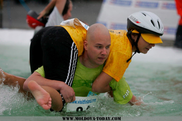 Wife Carrying Team Competition in Sonkajaervi