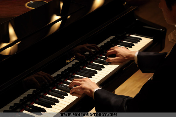 royal+muzikalnie+instrumenti+royal+oboi+pianist+60740819241