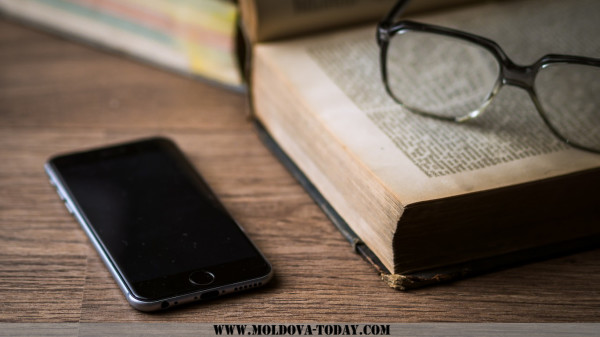 iphone-book-kniga