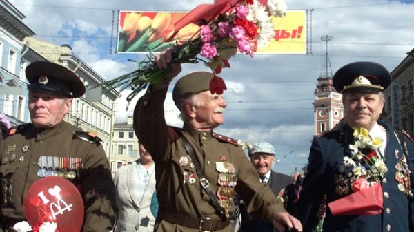 RUSSIAN WWII VETERANS WALK DURING CELEBRATION OF THE VICTORY DAY IN ST.PETERSBURG.