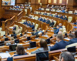 От напряжения в Парламенте даже техника борохлит