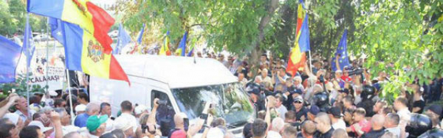 Protestul de ieri s-a soldat cu un dosar penal