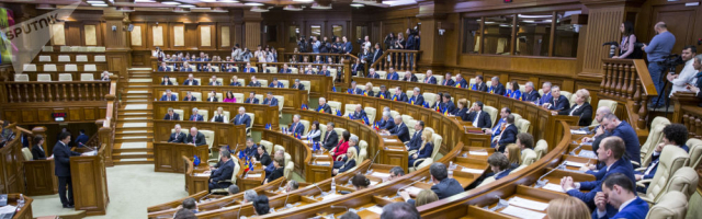 Депутаты парламента повторно рассмотрят уже принятый закон